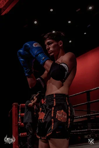 A Fúria Fight Club athlete at a Muay Thai event